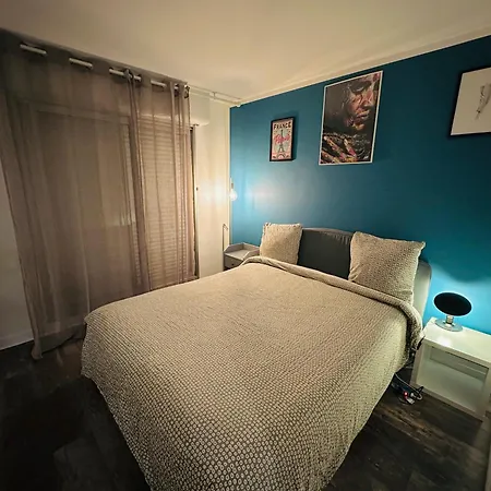 Cosy Duplex Avec Parking à 19 By Immo Kit Appartamento